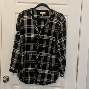 Black and White plaid V-neck tunic